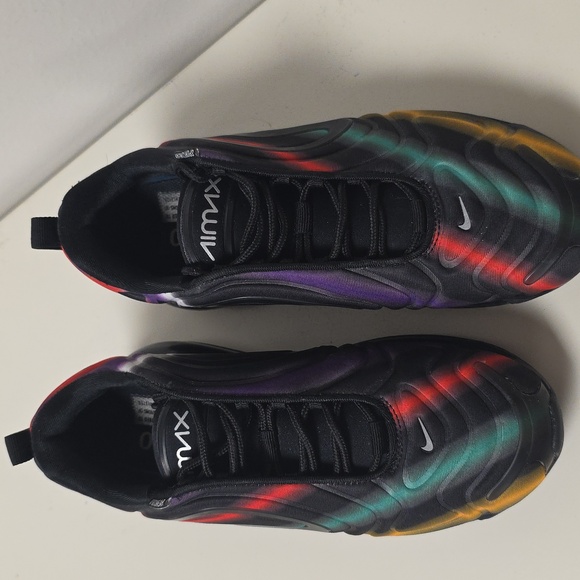 Nike AirMax Sneakers - Picture 2 of 6